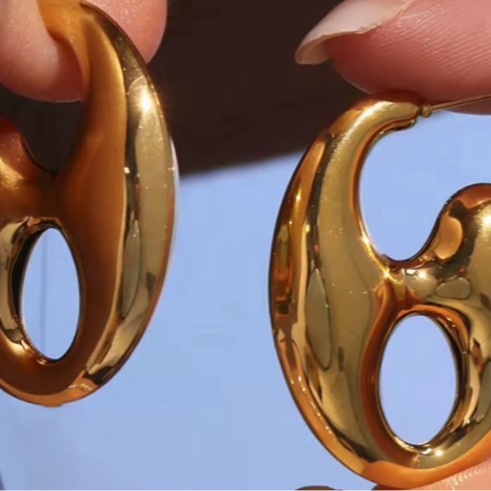 18 k Gold Plated Stainless Steel Puff Marine Link Earrings